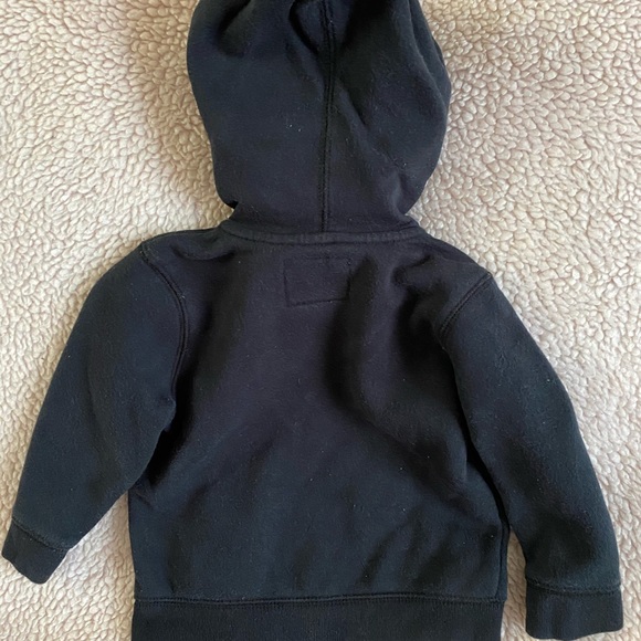 Oshkosh hooded for kids - Picture 2 of 3